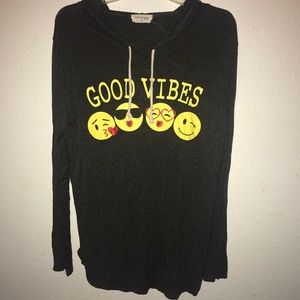 Good Vibes Longsleeve Tee